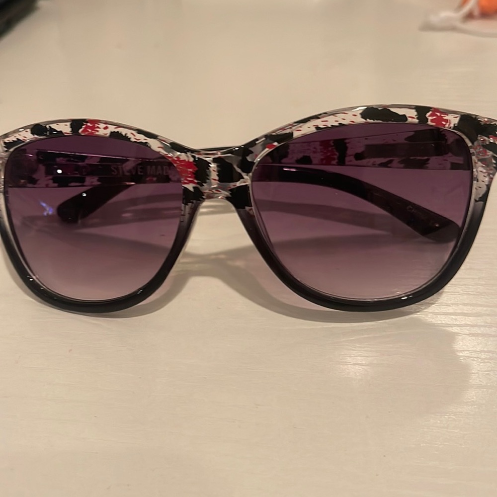 Steve Madden womens sunglasses